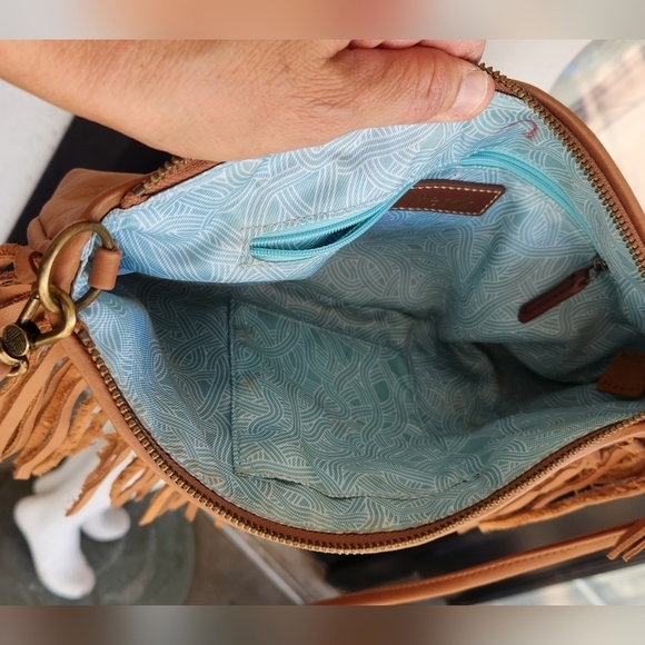 Filmore Leather 3 in 1 Crossbody Clutch - Picture 5 of 13